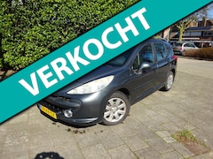 Peugeot 207 SW - MET KOELE AIRCO & JAAR APK