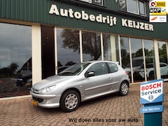 Peugeot 206 - 1.4 Air-line 3 AIRCO-TREKHAAK-APK