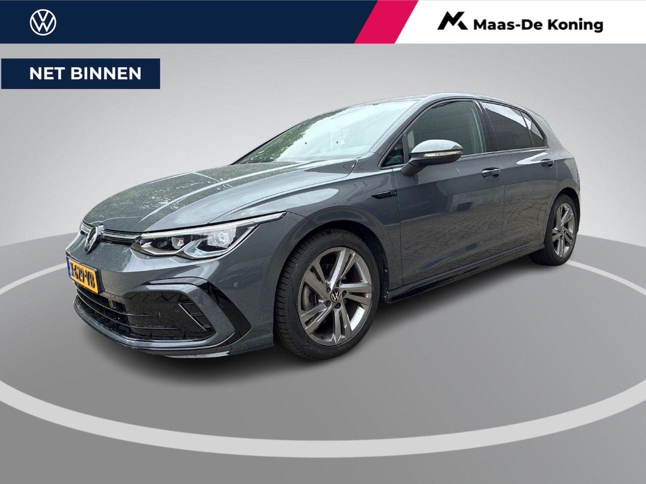 Volkswagen Golf - 1.5 eTSI 130pk DSG R-Line · Apple/Android Car Play · P-Sensoren · Navigatie · Sfeerverlich - AutoWereld.nl