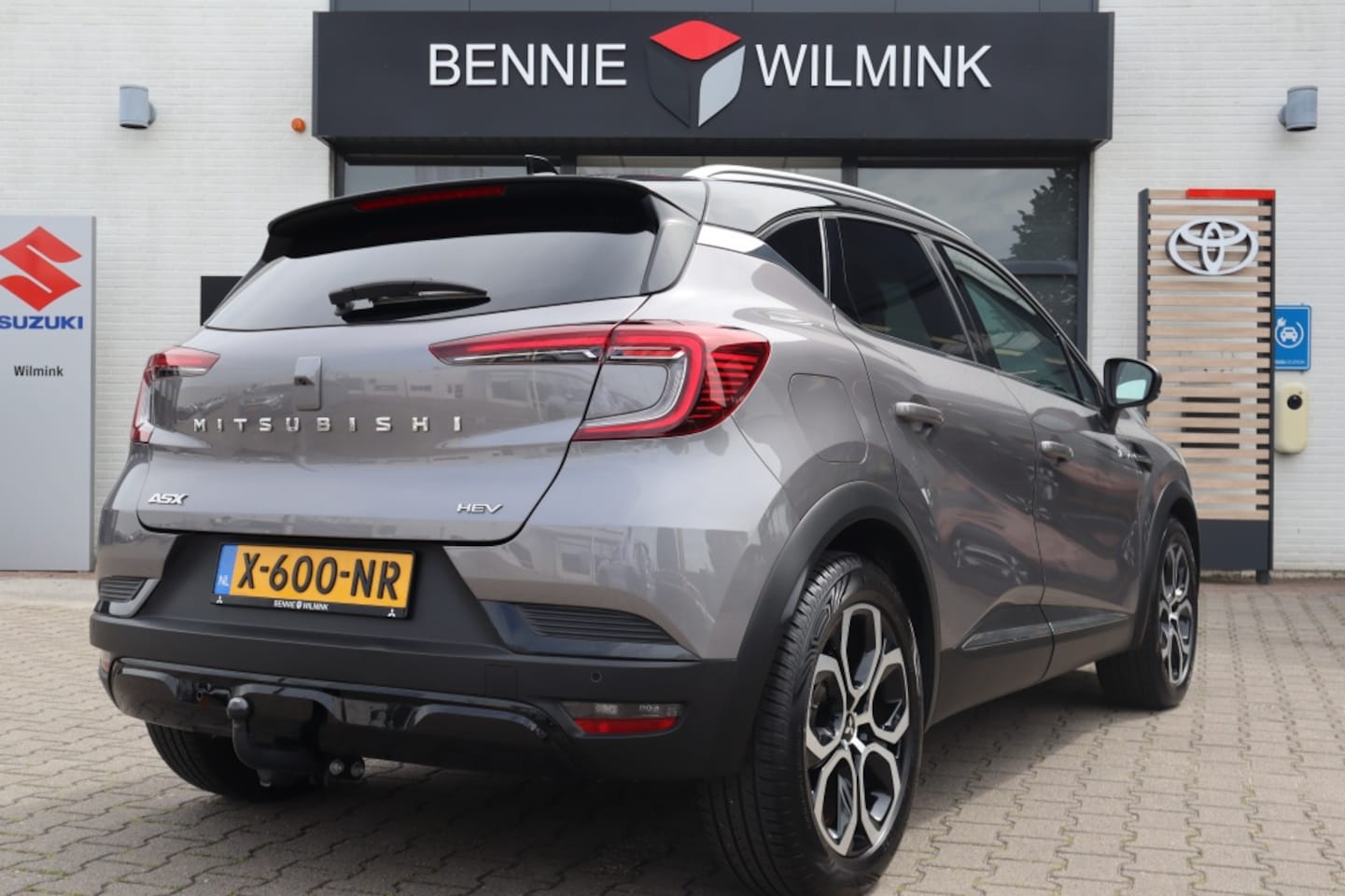 Mitsubishi ASX - 1.6 HEV First Edition Hybrid/Automaat/AllSeasons/AdaptiveCruise - AutoWereld.nl