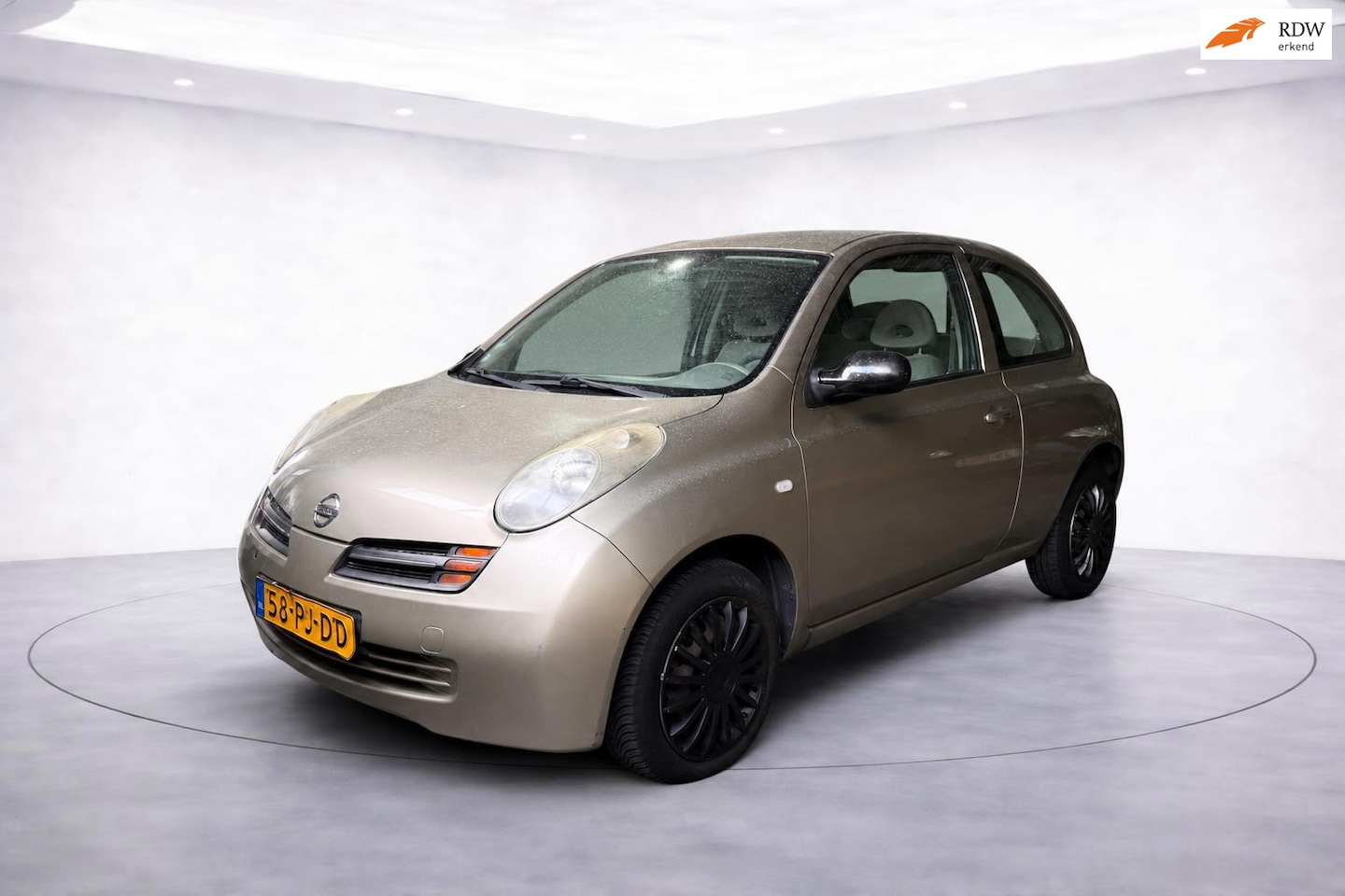 Nissan Micra - 1.4 Tekna|airco|keyless entry/go| NAP - AutoWereld.nl