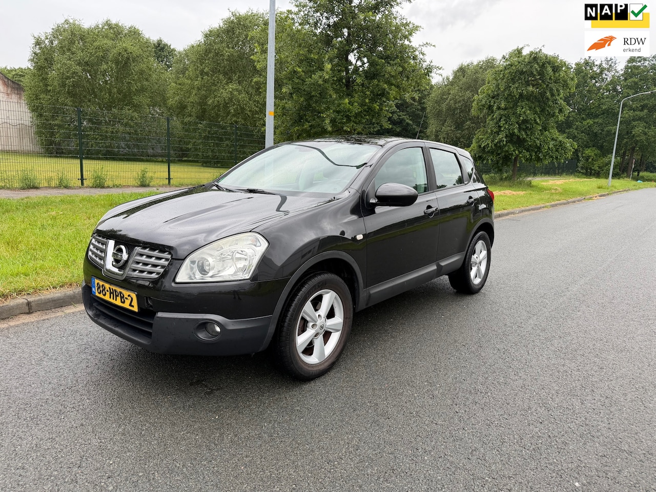 Nissan Qashqai - 1.6 Acenta panoramadak - AutoWereld.nl