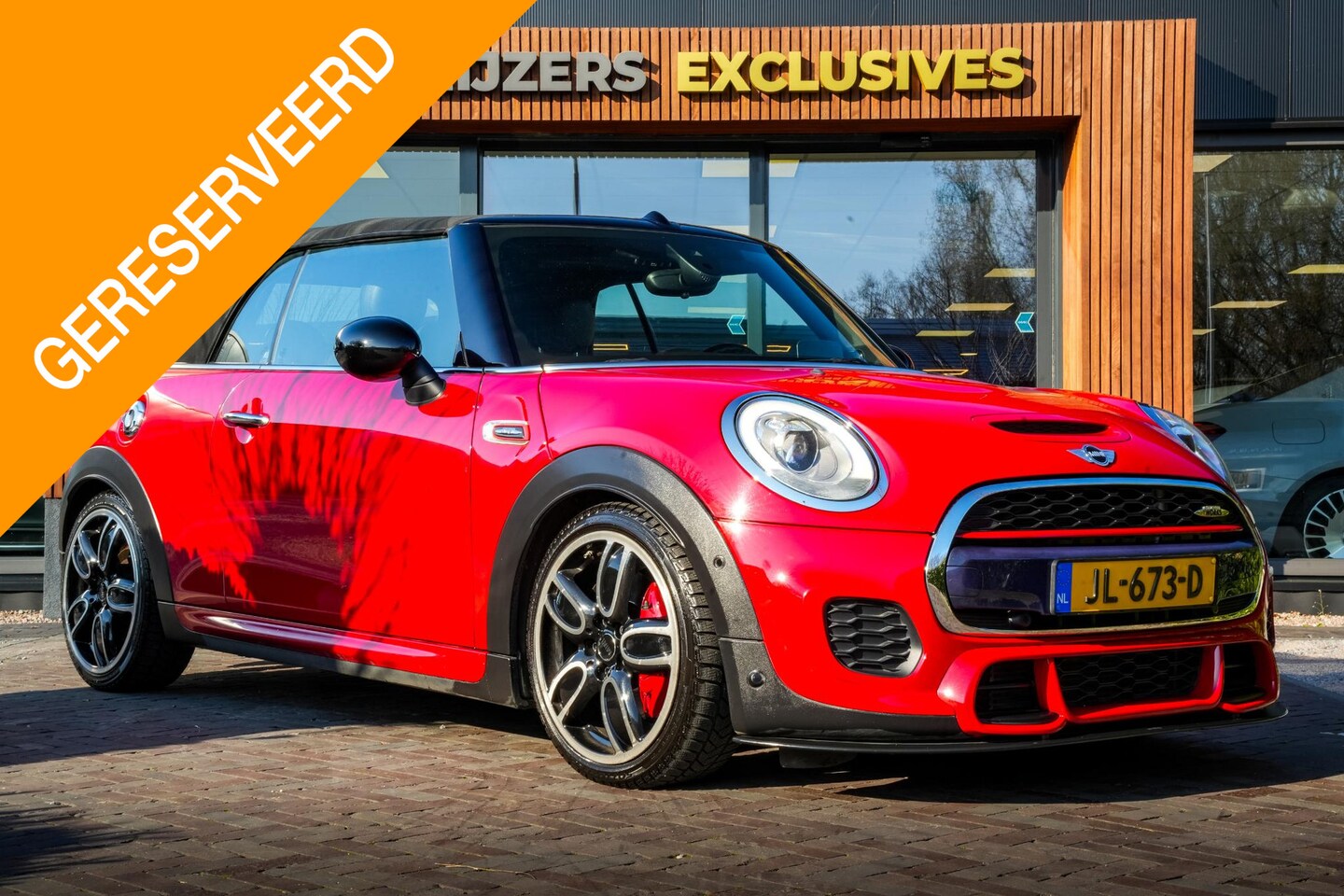 MINI Cabrio - 2.0 John Cooper Works Chili Open Dak Adapt. Cruise Harman/Kardon Leder AC Schnitzer - AutoWereld.nl