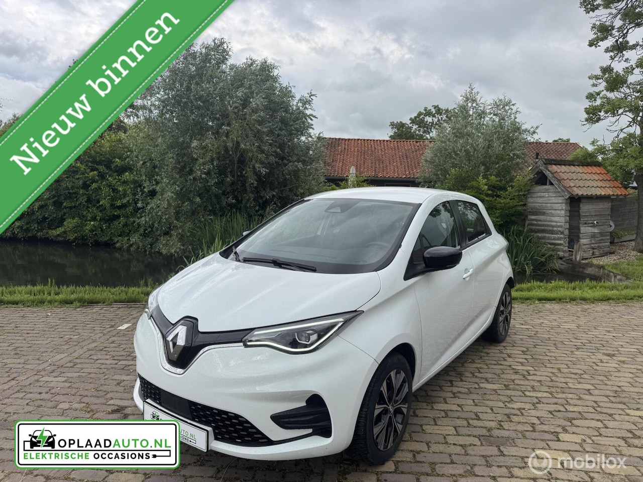 Renault Zoe - R135 Evolution 52 kWh | Koop accu | CCS | Stoelv - AutoWereld.nl
