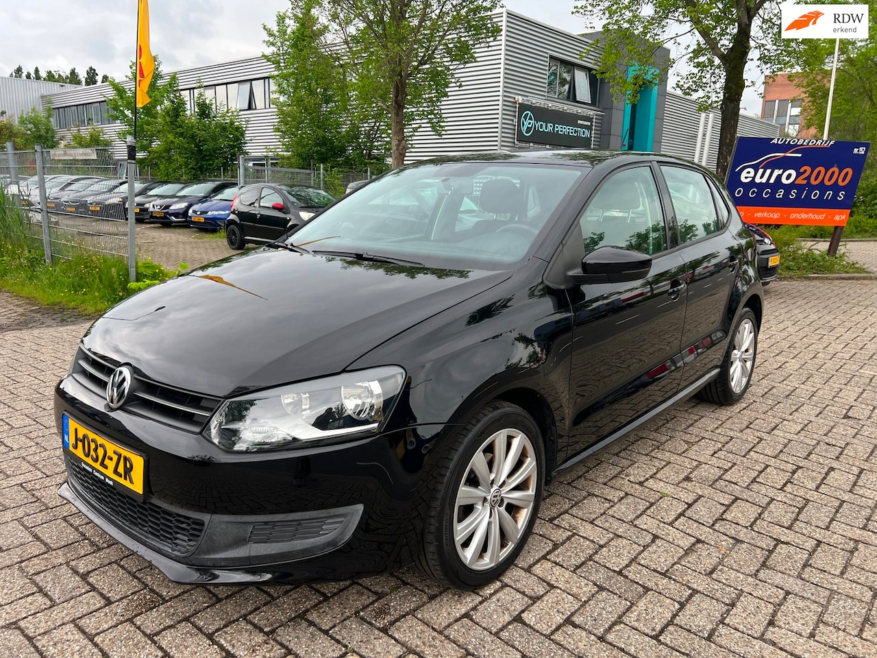 Volkswagen Polo - 1.4-16V Trendline - NIEUWE JAAR APK - NETJES ! - AutoWereld.nl