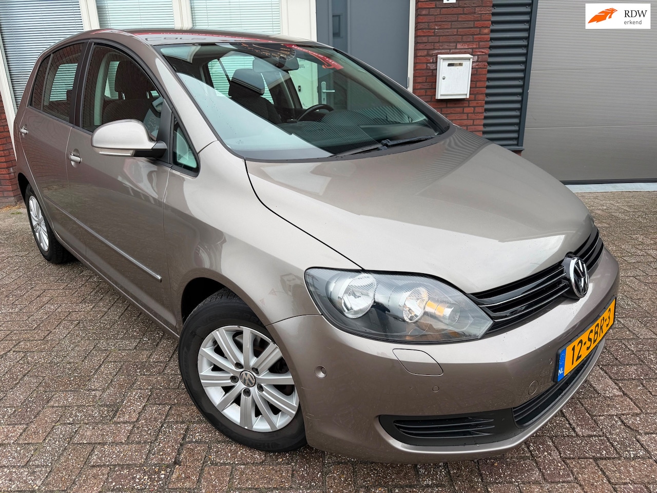 Volkswagen Golf Plus - 1.4 TSI Comfortline / Navi / DSG / Park Assist / PDC / Clima / Cruise / LM - AutoWereld.nl