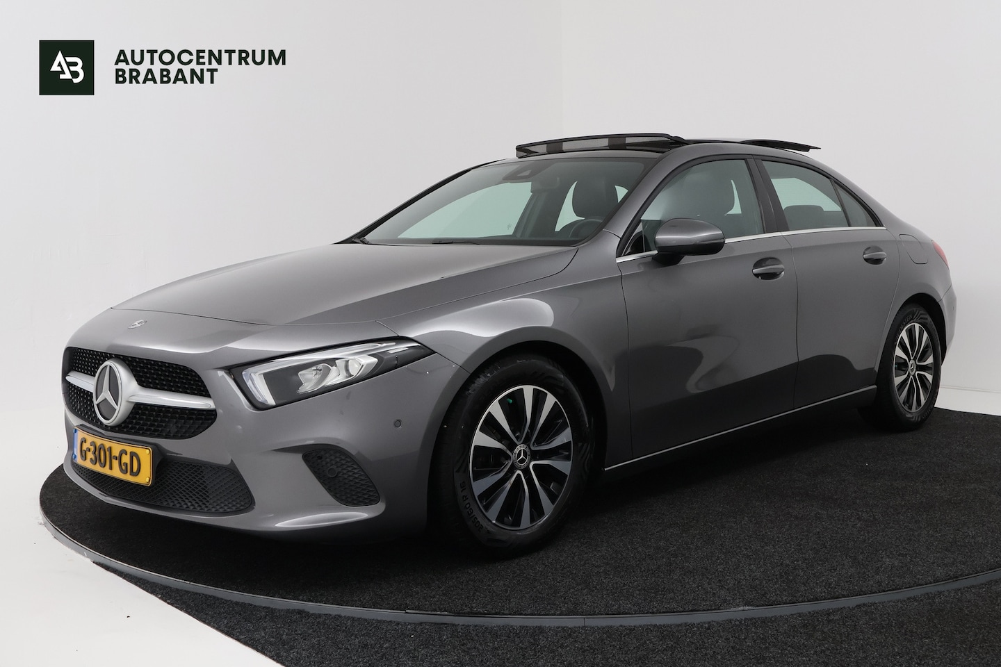 Mercedes-Benz A-klasse - 200 Business Solution (PANORAMADAK, STOELVERWARMING, CAMERA, CRUISE CONTROL, PARKEERSENSOR - AutoWereld.nl