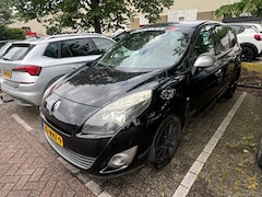 Renault Grand Scénic - 1.4 TCe Parisienne | Clima | Navi | Motor Kapot