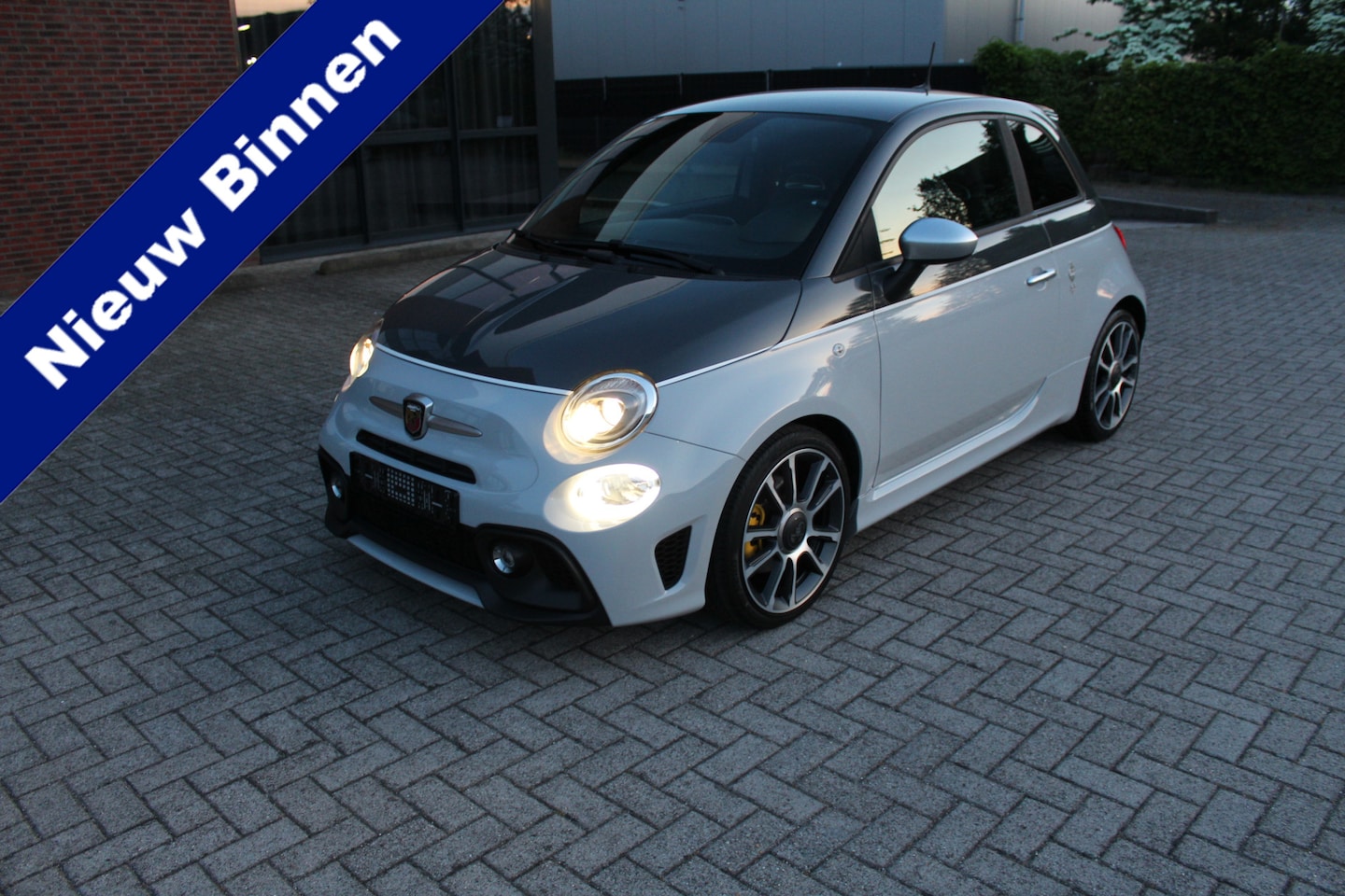 Fiat 500 Abarth - 1.4 T-Jet 595 Turismo 70th Anniversary Clima-Navi-PDC - AutoWereld.nl