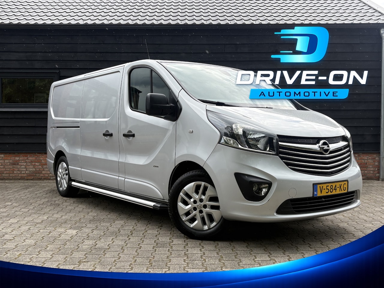 Opel Vivaro - 1.6 CDTI L2H1 Sport - NAP - 3 Pers - Cruise - AutoWereld.nl