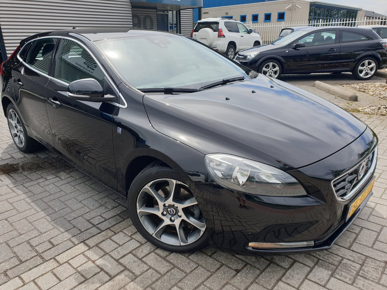Volvo V40 - 2.0 D2 Ocean Race 2.0 D2 Ocean Race - AutoWereld.nl