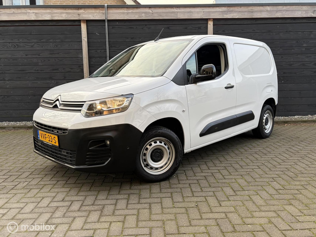 Citroën Berlingo - bestel 1.5 BlueHDi 100 PK Airco / Carplay / Trekhaak / 36.350 KM!!! - AutoWereld.nl