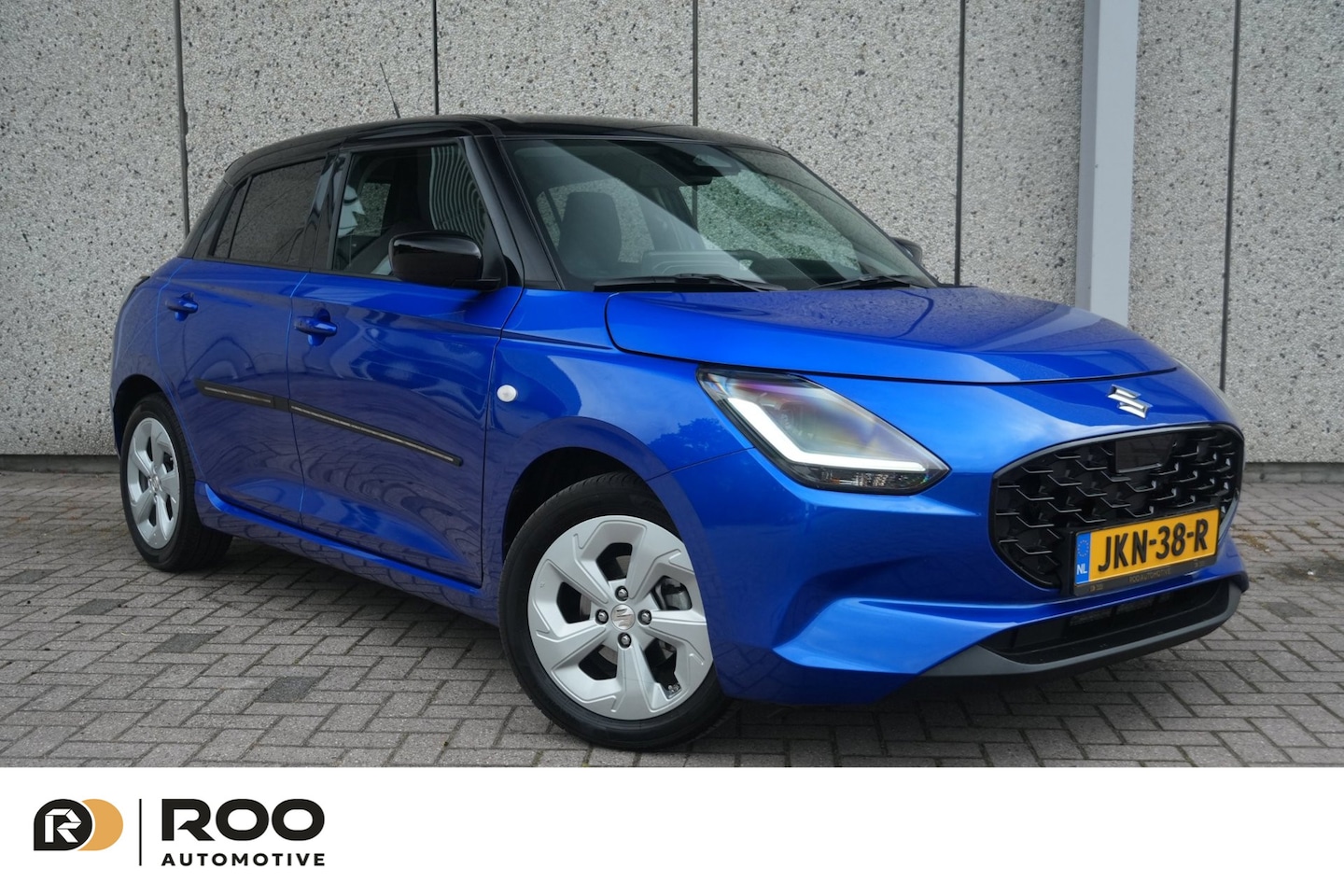 Suzuki Swift - 1.2 Smart Hybrid Org NL, Camera,Cruise,Nieuwstaat 1e eigenaar, Carplay, two tone - AutoWereld.nl
