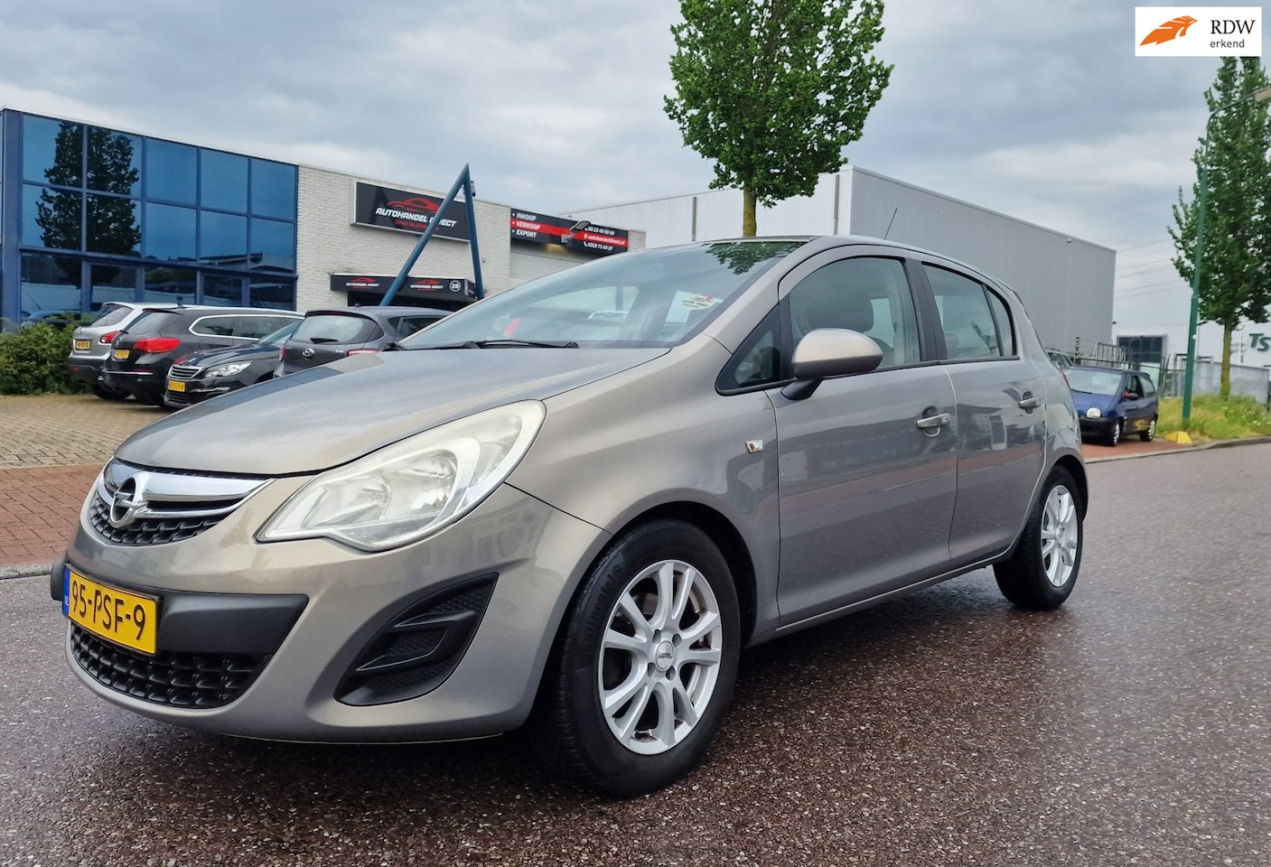 Opel Corsa - 1.3 CDTi EcoFlex S/S Edition AIRCO 2 X SLEUTELS BOEKJES - AutoWereld.nl