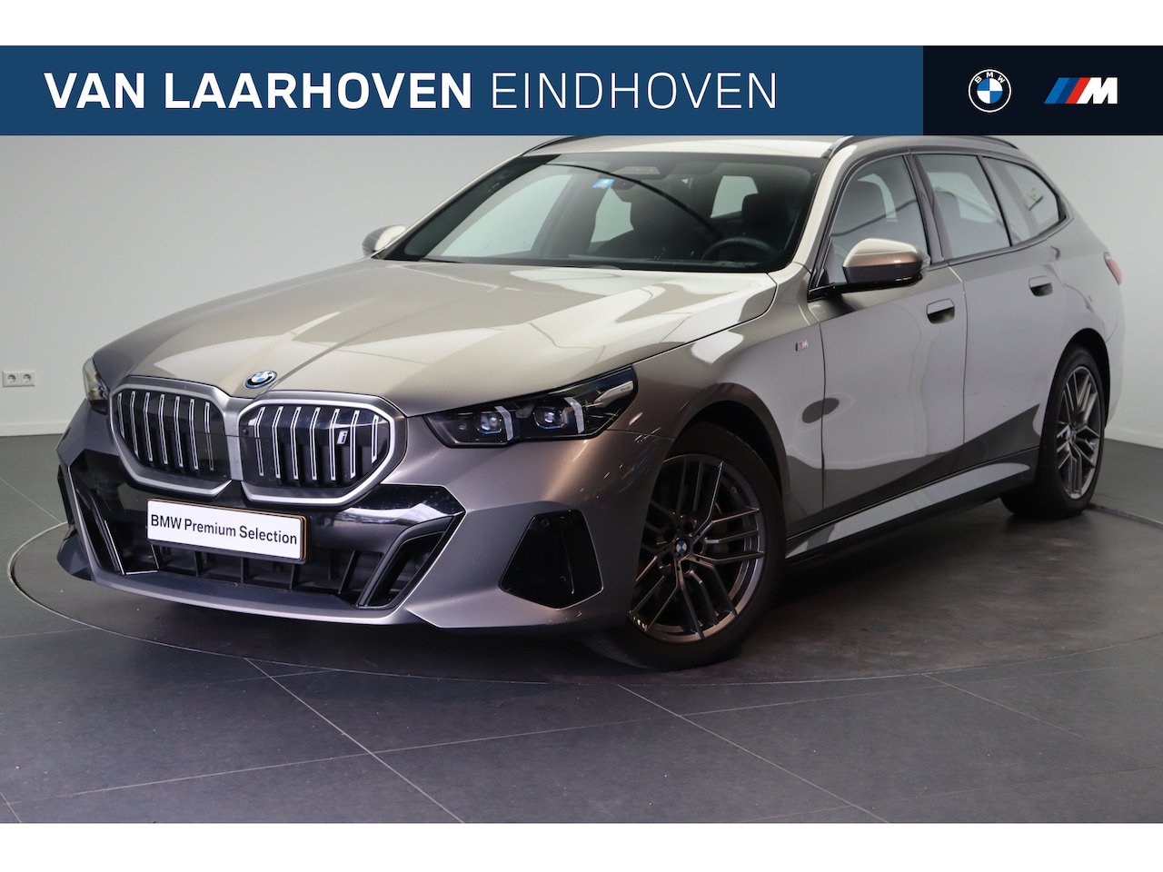 BMW i5 Touring - eDrive40 M Sport / Adaptieve LED / Stoelverwarming / Ambiance verlichting / Parking Assist - AutoWereld.nl