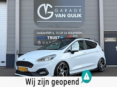 Ford Fiesta - 1.5 EcoBoost ST-3 200PK MaxtonDesign, Panodak, Carplay, Clima, Cruise, Stoel+Stuurverwarmi