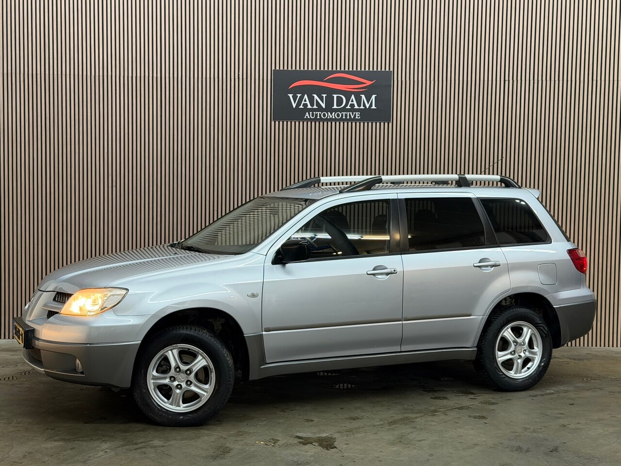 Mitsubishi Outlander Sport - 2.0 Invite+ 2008 CRUISE AIRCO TREKHAAK - AutoWereld.nl