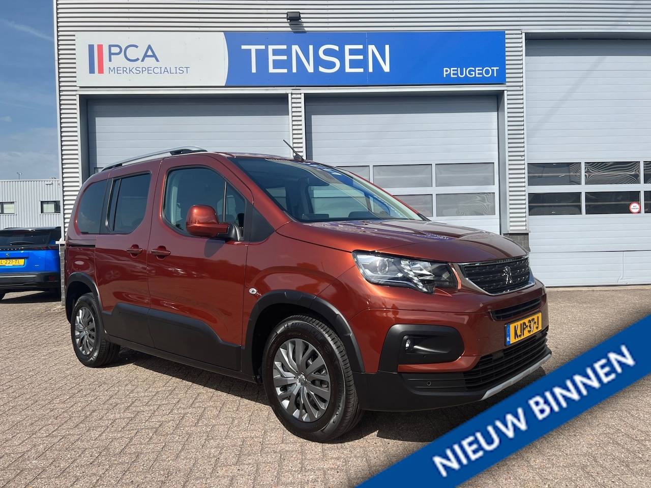 Peugeot Rifter - 1.2 130PK Allure | Automaat | Navigatie | Camera achter | Sensoren voor en achter | DAB | - AutoWereld.nl