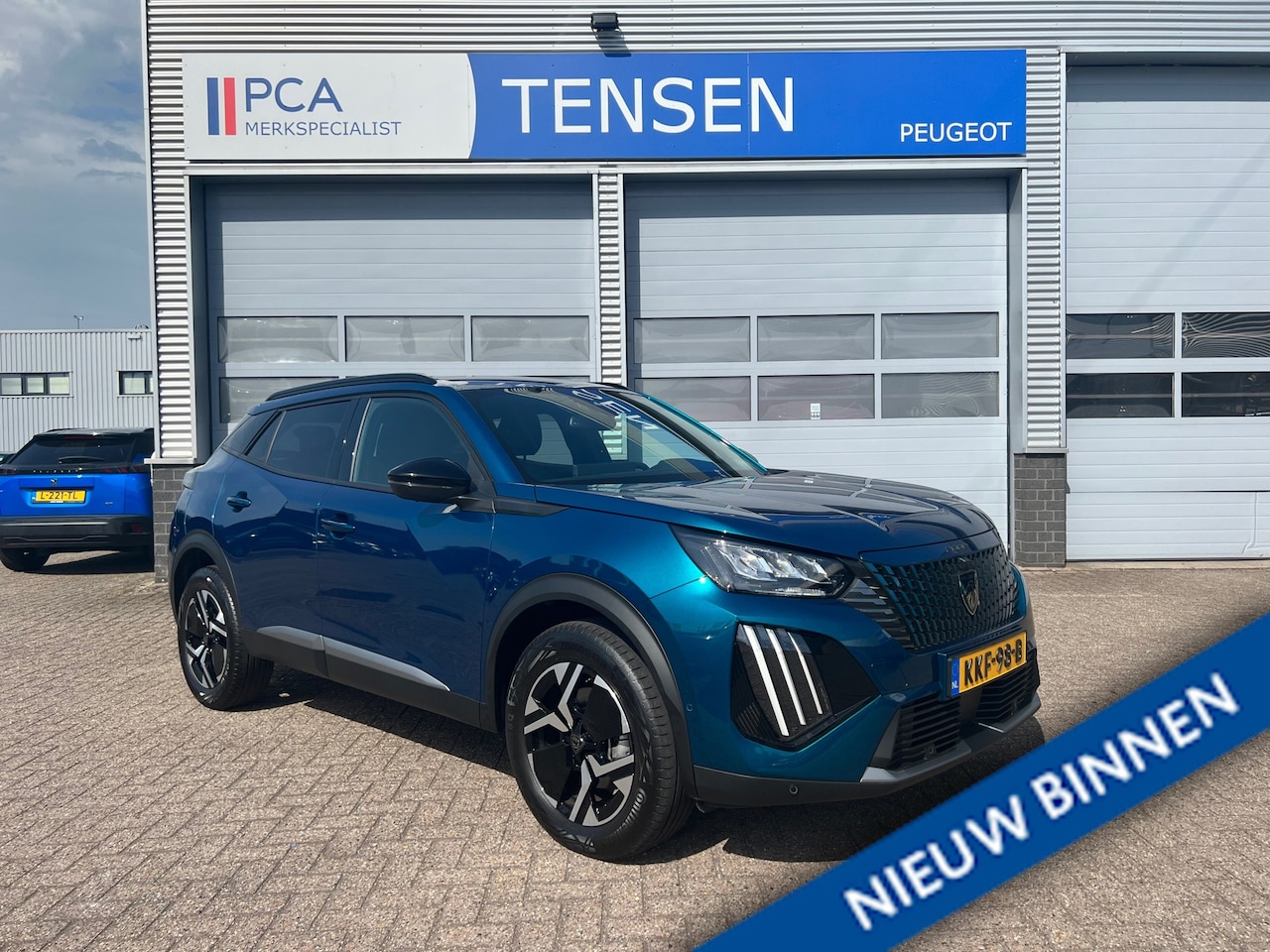 Peugeot 2008 - 1.2 Hybrid 145PK Allure | Automaat | Navigatie | 360 Camera | Keyless | - AutoWereld.nl