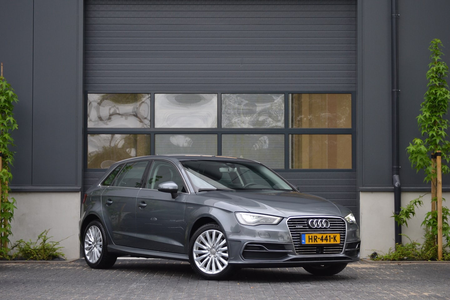 Audi A3 Sportback - 1.4 e-tron PHEV Attraction Pro Line plus Stoelverwarming | Cruise Control | Keyless entry - AutoWereld.nl
