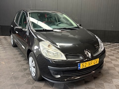 Renault Clio - 1.2-16V Rip Curl | Pano | Airco | Nieuwe APK |