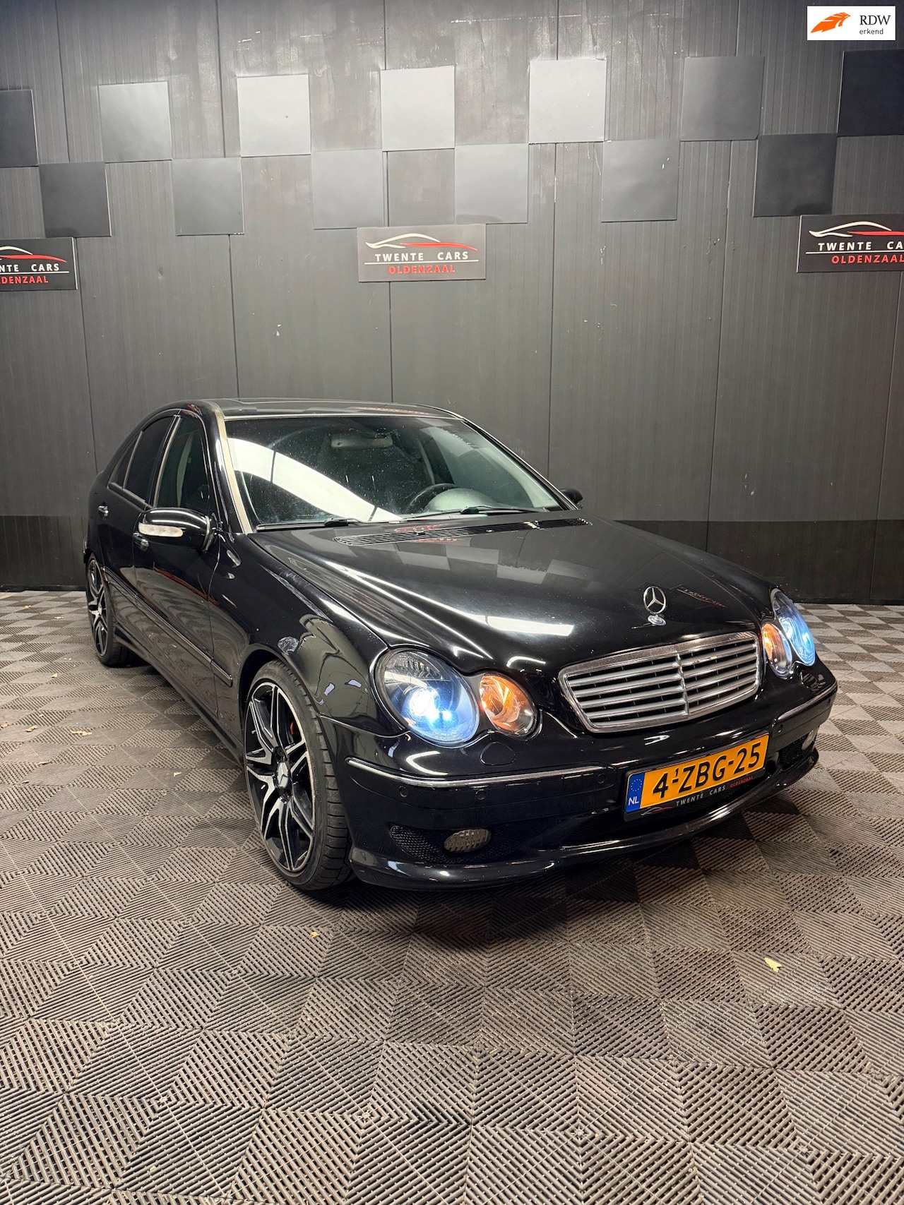 Mercedes-Benz C-klasse - 320 Elegance | Pano | Memory | Navi | Xenon | - AutoWereld.nl