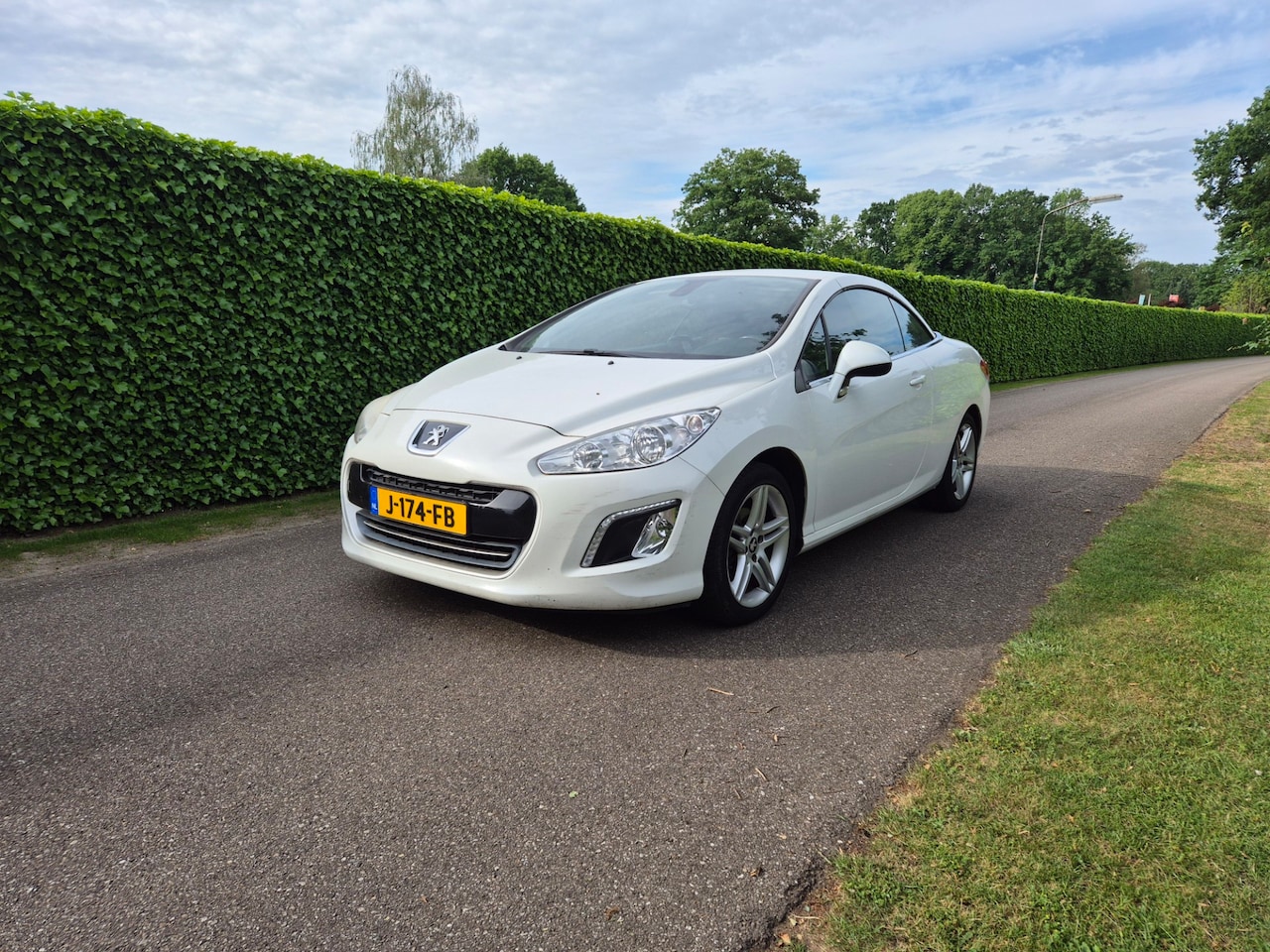 Peugeot 308 CC - 1.6 VTi Sport Pack 1.6 VTi Sport Pack - AutoWereld.nl