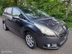 Peugeot 5008 - 1.6 VTi Blue 7 P Airco Nav Motor slaat niet aan