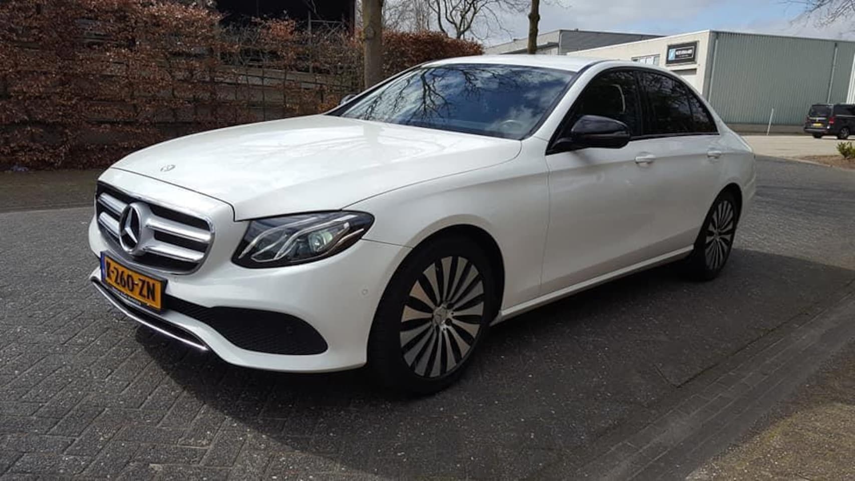 Mercedes-Benz E-klasse - E 200 Prestige , Automaat, camera - AutoWereld.nl