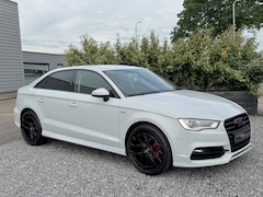Audi A3 Limousine - 1.4 TFSI S-Line Navi|Leer|Xenon|PDC|Cruis Wit