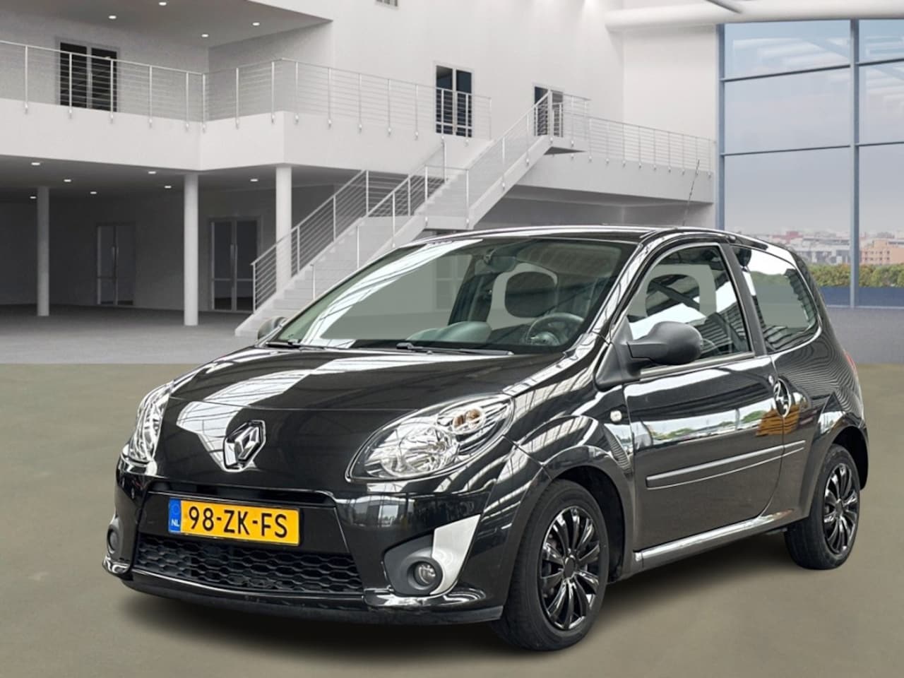 Renault Twingo - 1.2 Dynamique/ LAAG KM - AutoWereld.nl