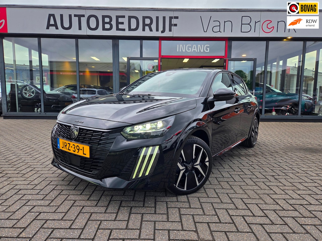 Peugeot 208 - 1.2 Hybrid 145 e-DCS6 GT | Camera | Carplay - AutoWereld.nl
