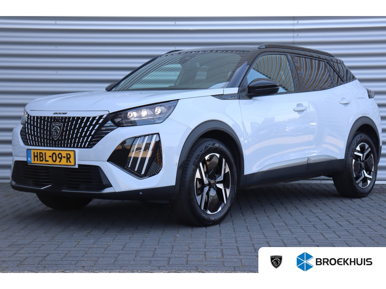 Peugeot 2008 - 1.2 HYBRID 136PK GT PACK AUTOMAAT / NAVI / LEDER / CLIMA / LED / PDC / 17" LMV / KEYLESS / - AutoWereld.nl