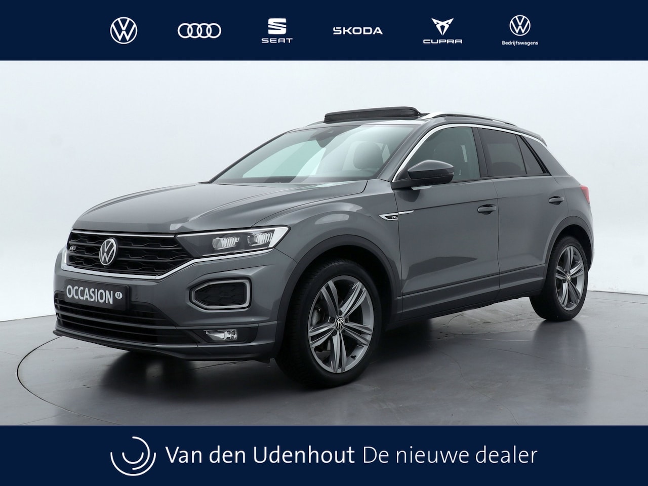 Volkswagen T-Roc - 1.5 TSI 150pk Sport Business R / Trekhaak / Panoramadak / Navigatie / Camera - AutoWereld.nl