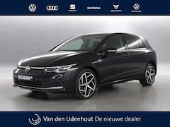 Volkswagen Golf - 1.4 TSI eHybrid 204pk PHEV Style / Travel Assist / Memory / Navigatie