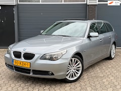 BMW 5-serie Touring - 523i Executive|PANO|LEER|NAVI|CRUISE|TREKHAAK|APK