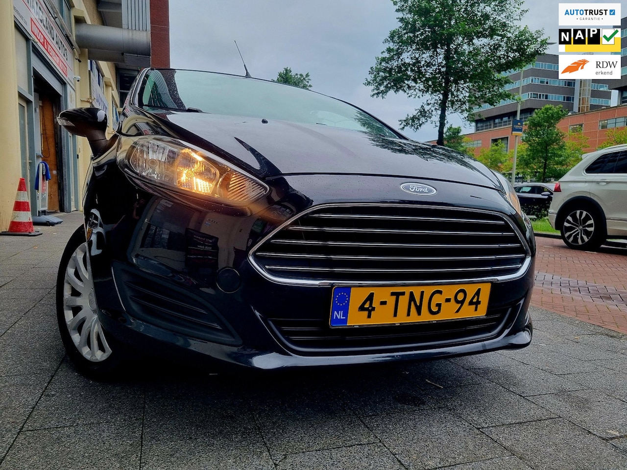 Ford Fiesta - 1.0 Style 5drs Airco ElecRam Crusctrl Nette Staat - AutoWereld.nl