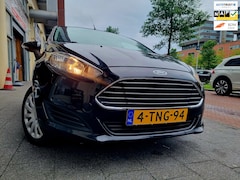 Ford Fiesta - 1.0 Style 5drs Airco ElecRam Crusctrl Nette Staat