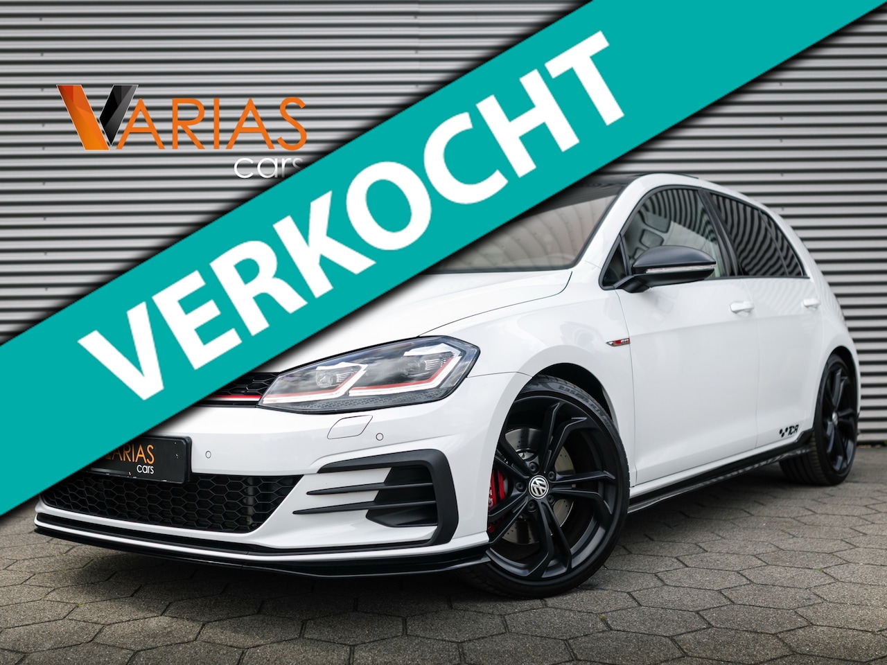 Volkswagen Golf - 2.0 TSI GTI TCR Pano DCC Leer Lane VOL!!! - AutoWereld.nl