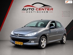 Peugeot 206 - 1.4 Forever Airco Trekhaak