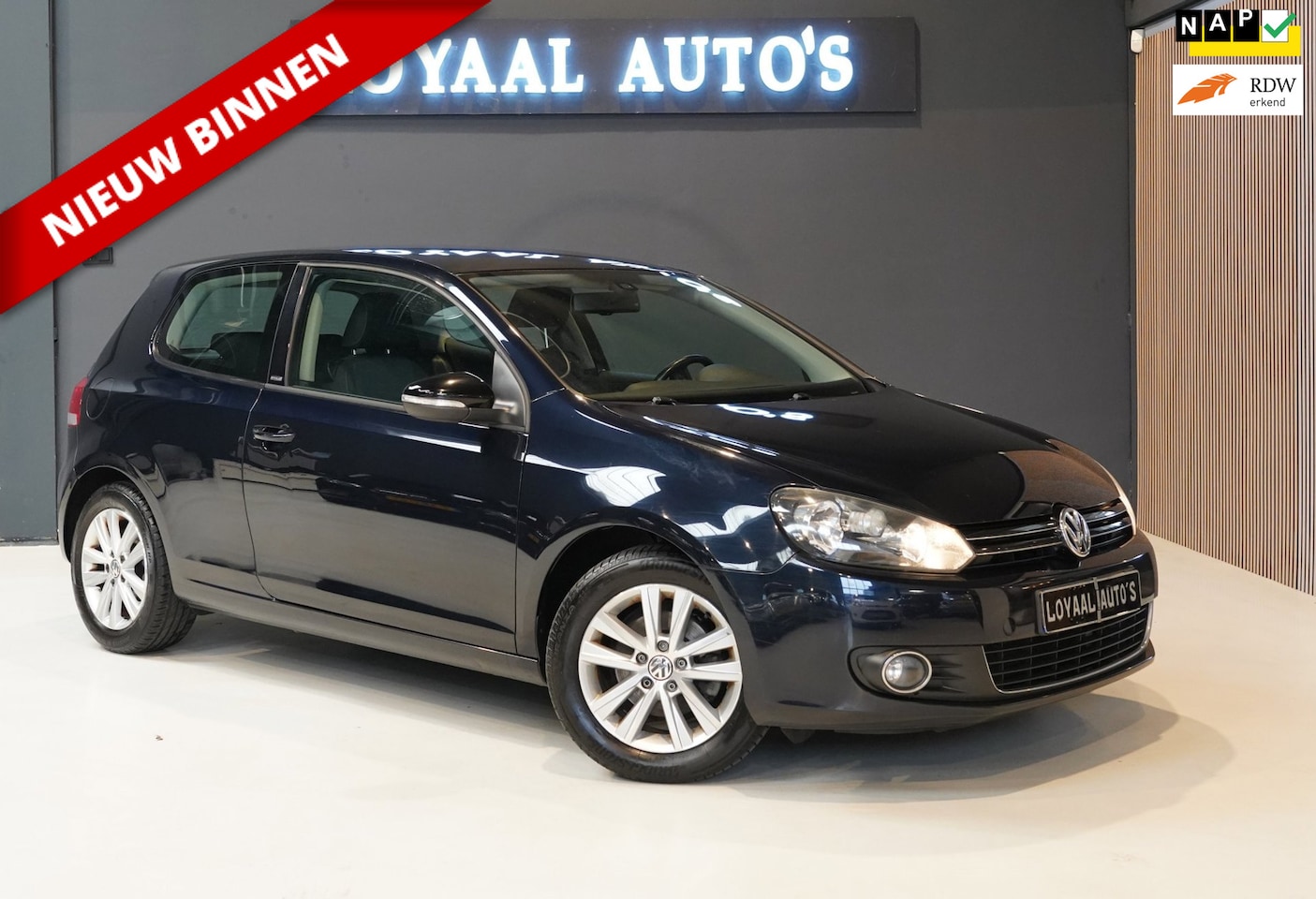Volkswagen Golf - 1.2 TSI Style BlueMotion | AIRCO | CRUISE | ELEK.RAMEN | NAP | APK. - AutoWereld.nl