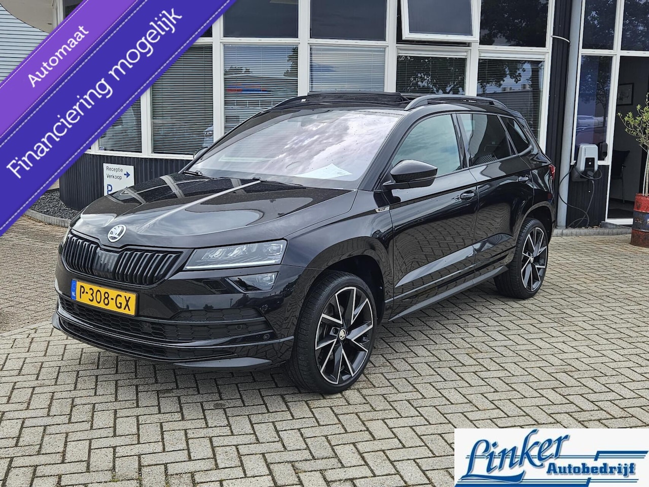 Skoda Karoq - 1.5 TSI ACT Sportline Business -PANO TREKHAAK NL-AUTO CAMERA PDC - AutoWereld.nl