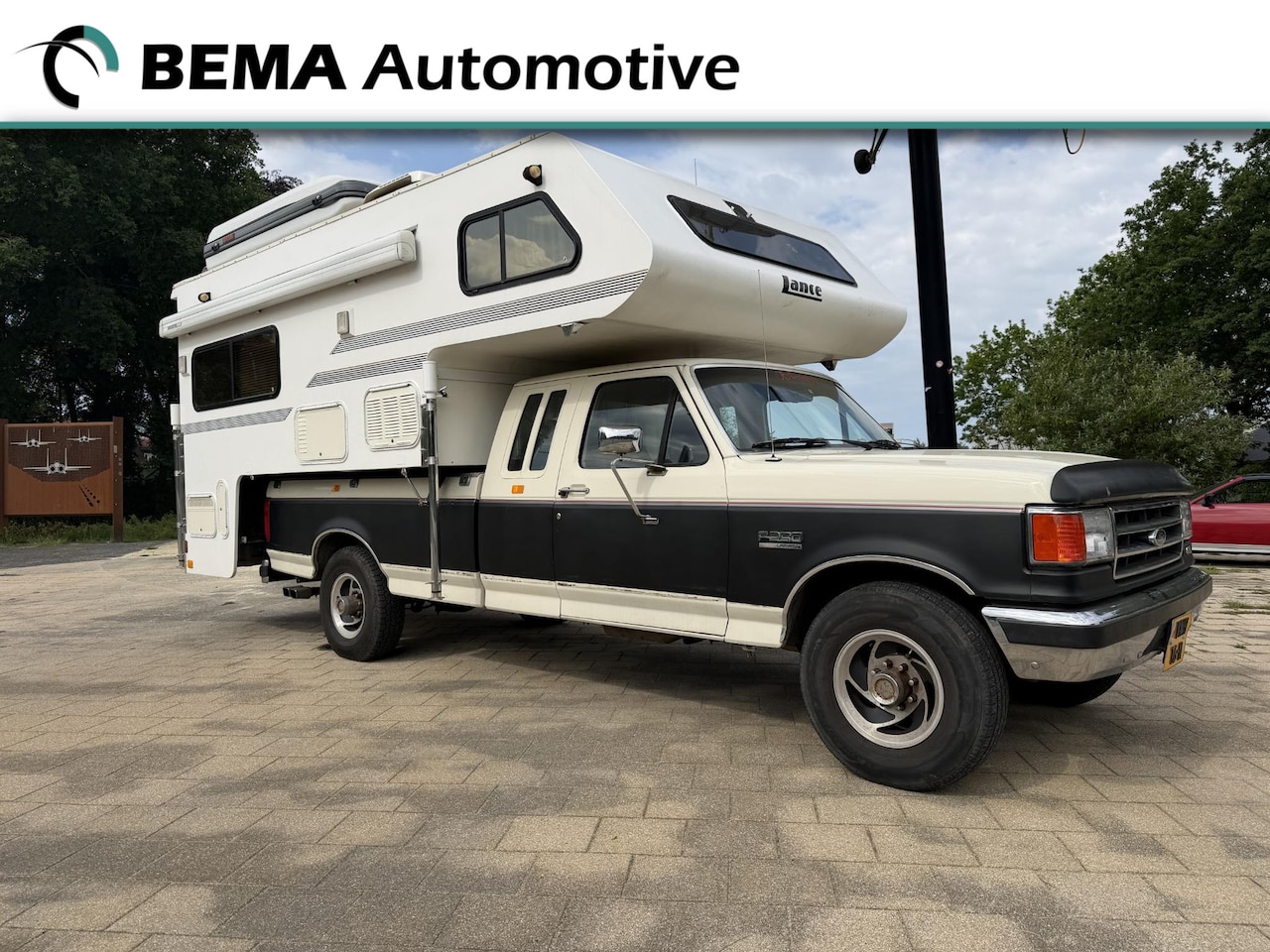 Ford F250 - xlt lariat CAMPER VAST 2-PERSOONS BED - AutoWereld.nl