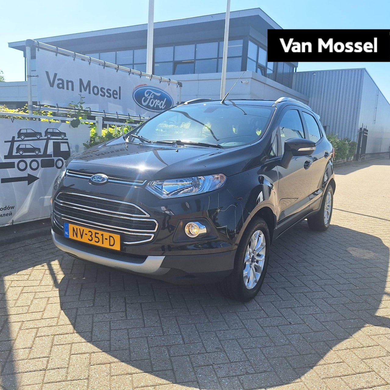 Ford EcoSport - 1.0 EcoBoost Titanium | Verwarmde Voorstoelen/Voorruit | Trekhaak | 16" Lichtmetalen Velge - AutoWereld.nl
