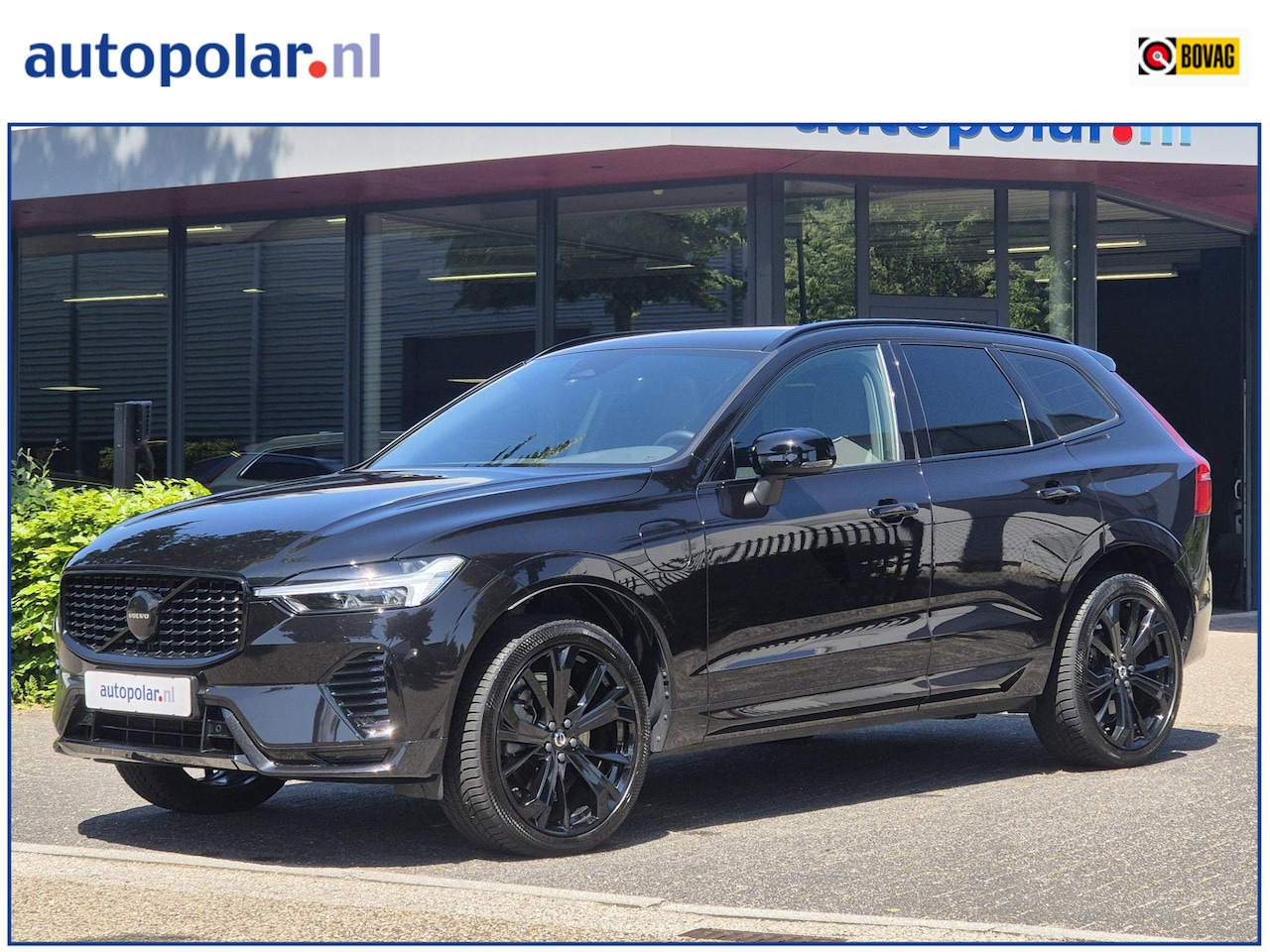Volvo XC60 - 2.0 T6 Plug-in hybrid AWD Plus Black Edition Trekhaak/Panodak/ACC/BLIS etc. - AutoWereld.nl