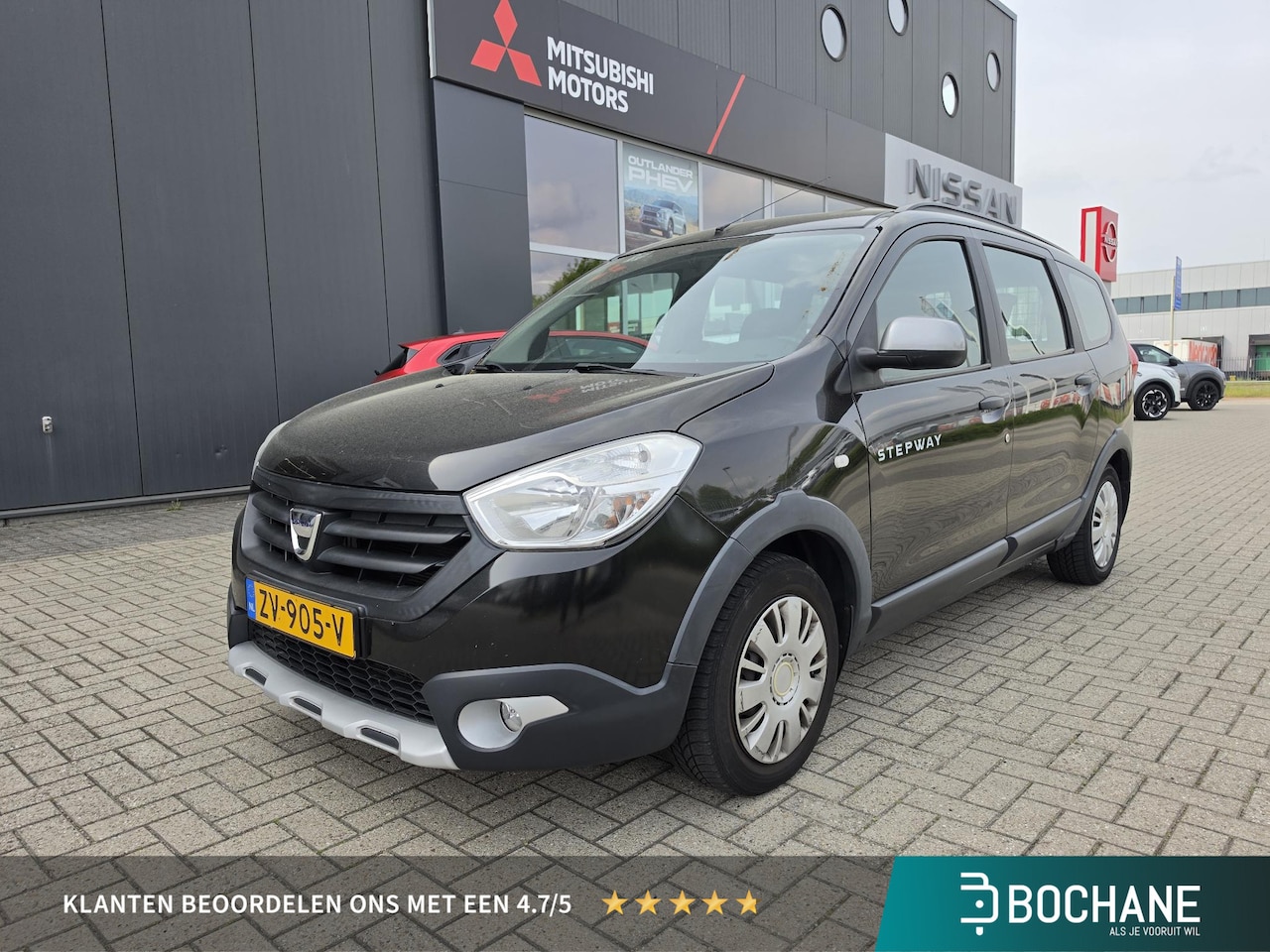 Dacia Lodgy - 1.2 TCe Stepway 5p. | Navigatie | Parkeersensoren | Cruise Control | - AutoWereld.nl