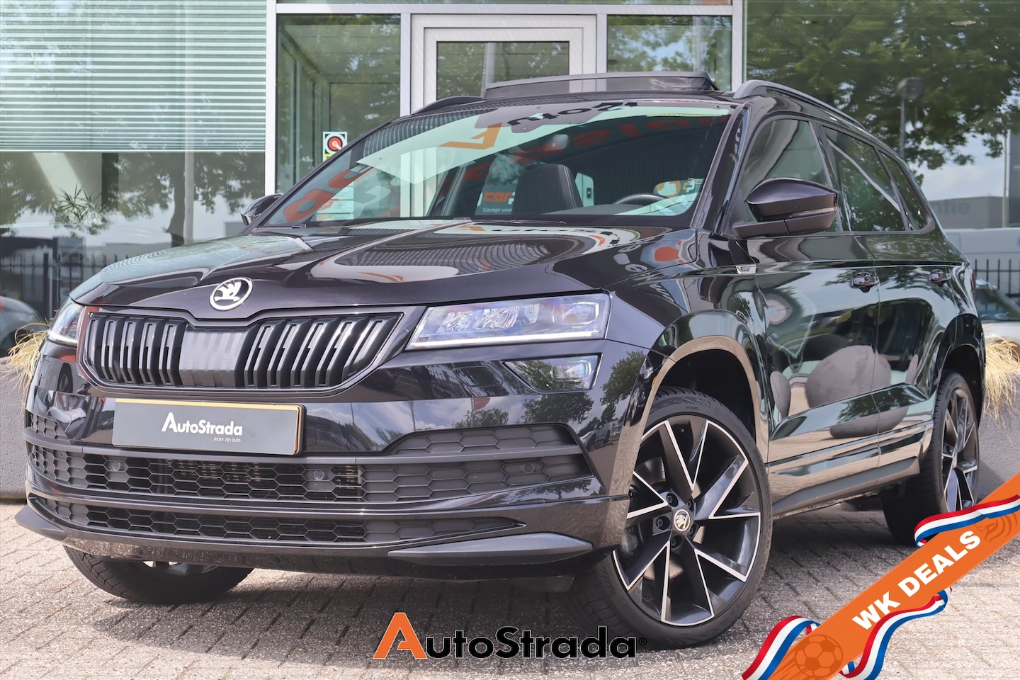 Skoda Karoq - 1.5 SportLine TSI ACT 150pk | Sfeer | Cruise | Climate | Camera | Stoelverwarming | Trekha - AutoWereld.nl
