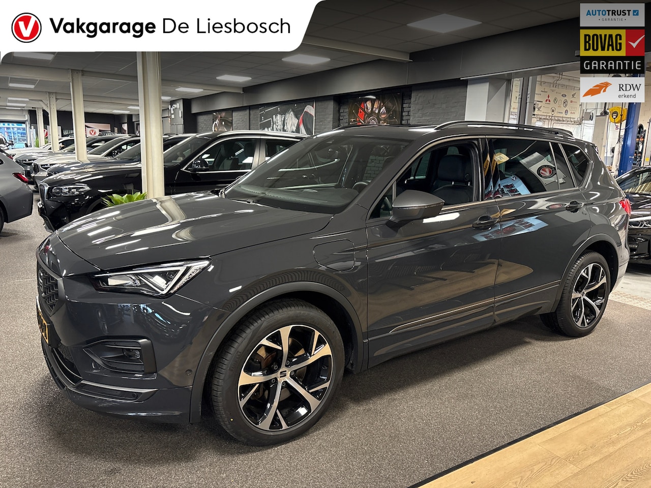 SEAT Tarraco - 1.4 TSI e-Hybrid PHEV FR / leer / navi / camera / pano / trekhaak / apple carplay - AutoWereld.nl