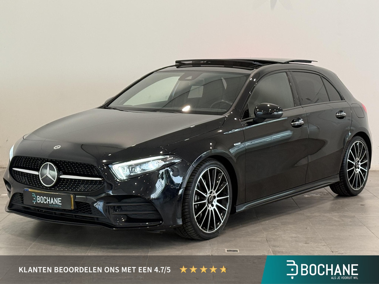 Mercedes-Benz A-klasse - 200 Business Solution AMG | Matrix LED | Panoramadak | Lichtmetalen velgen 19" | Apple Car - AutoWereld.nl