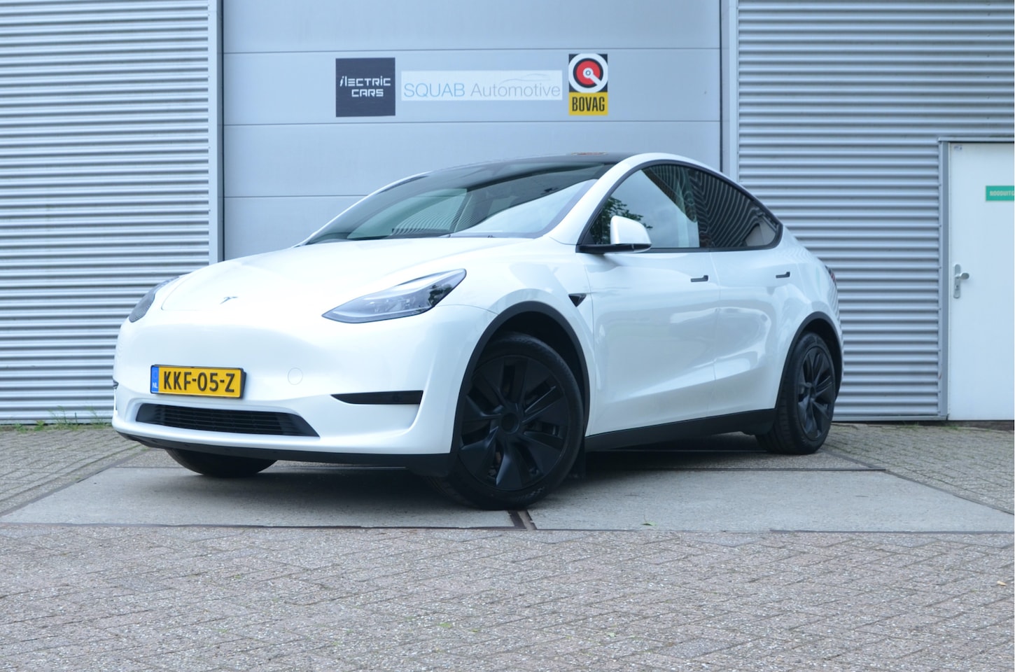 Tesla Model Y - RWD 58 kWh Trekhaak (1.600kg), AutoPilot4.0 Ryzen (FSD 99,- p/mnd) - AutoWereld.nl